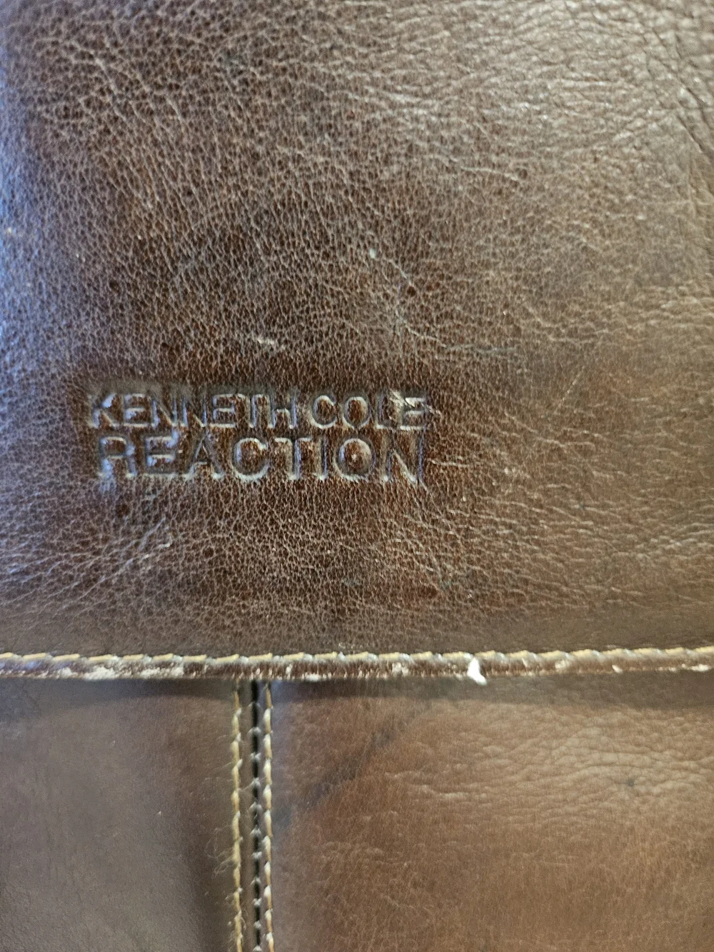 Kenneth Cole Reaction Brown Leather Messenger Briefcase